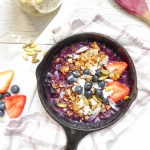 Berries Crisp - gluten free vegan breakfast with no sugar added.&nbsp;