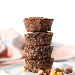 4-ingredient protein quinoa cups - healthy gluten-free and vegan snack or breakfast on the go. Naturally sweet.&nbsp;