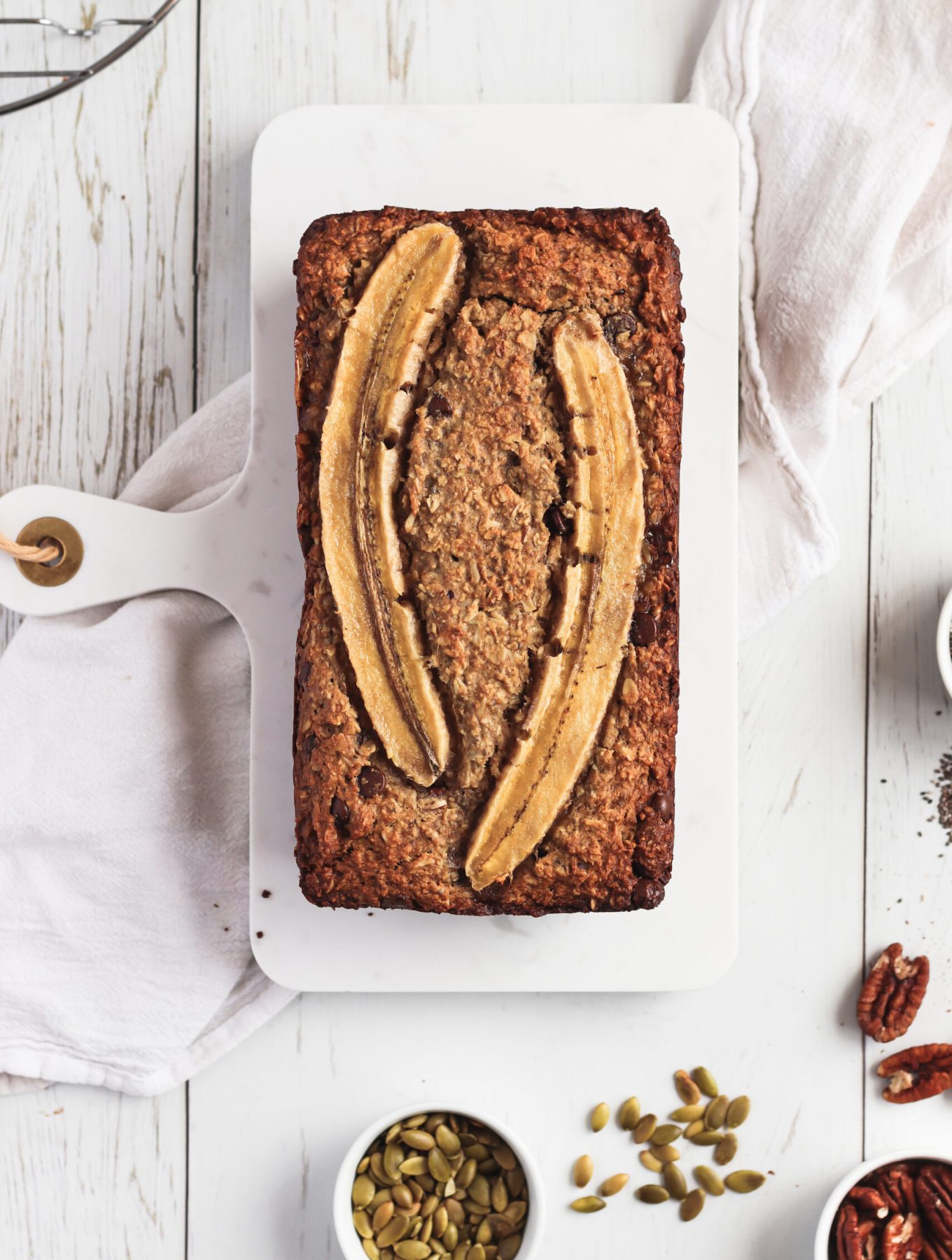 Vegan gluten-free banana bread - Absolutely mouth-watering banana bread made with oats and almond flour, using chocolate chips and pecans